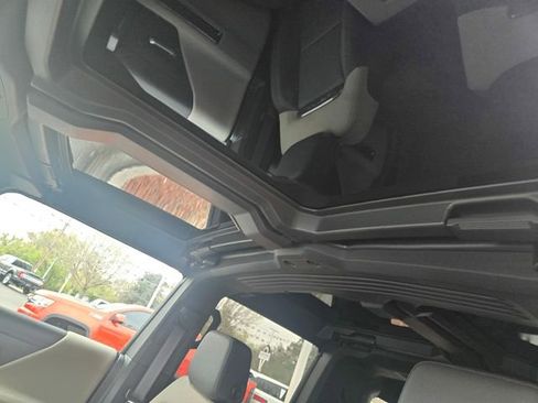 New 2026 GMC Hummer EV SUV image 16