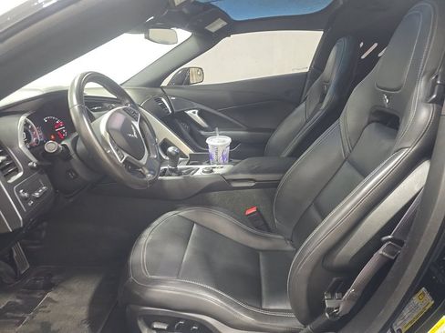 Used 2015 Chevrolet Corvette Stingray Coupe RWD image 4