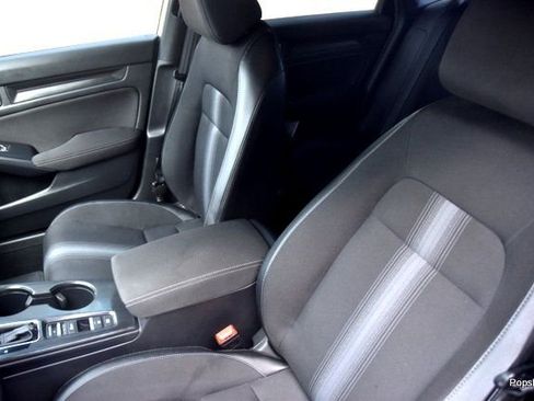 Certified 2026 Honda Civic Sport image 9