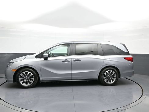 Certified 2023 Honda Odyssey EX-L image 9