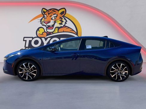 New 2026 Toyota Prius Plug-In Hybrid image 8