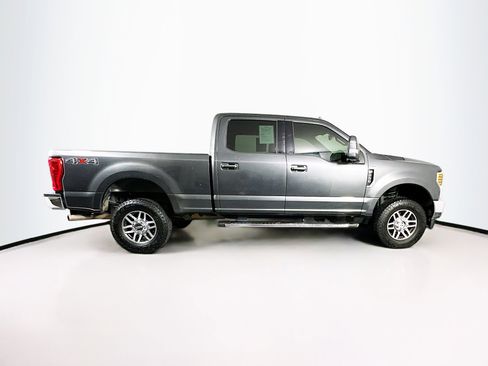 Used 2019 Ford F250 Lariat w/ Lariat Value Package AWD/4WD image 10
