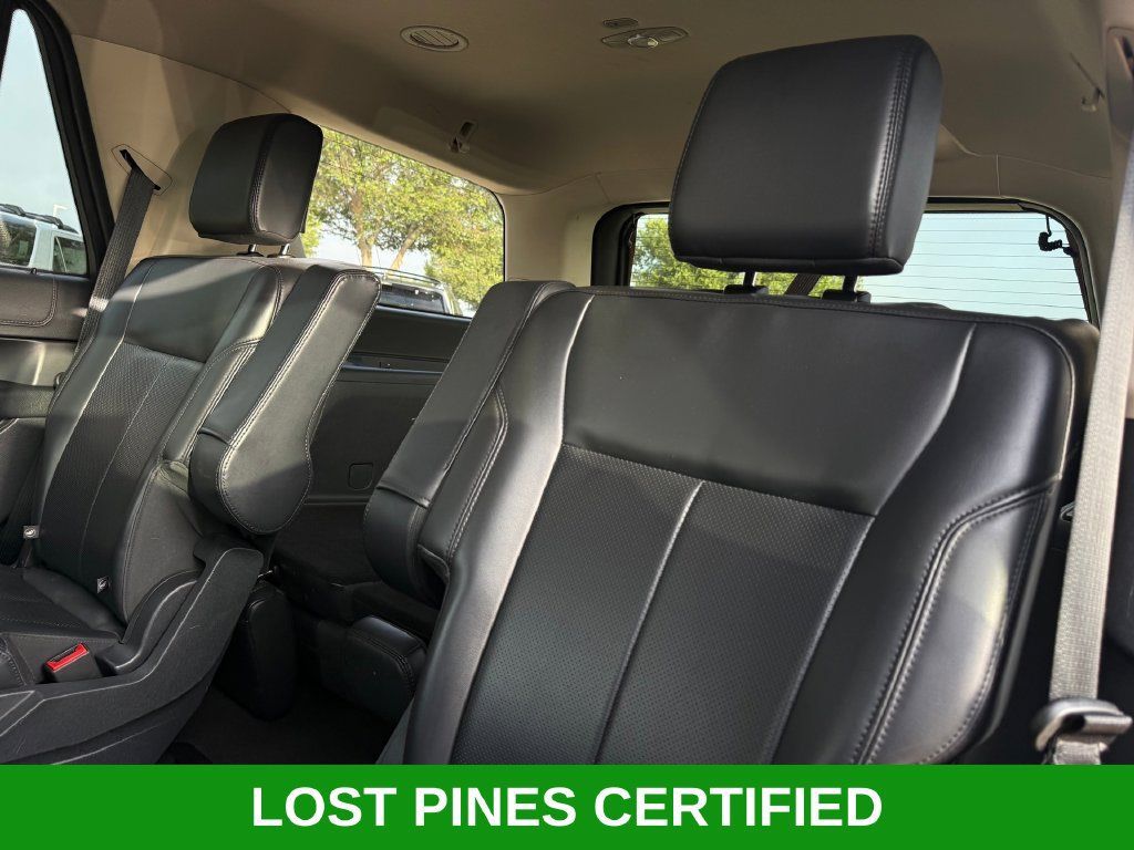 Used 2024 Ford Expedition XLT AWD/4WD image 20