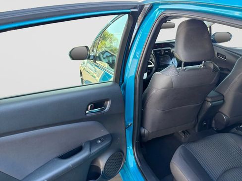 Used 2017 Toyota Prius Prime Plus FWD image 14