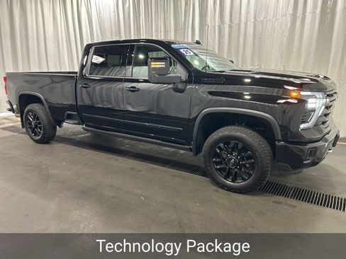 Certified 2026 Chevrolet Silverado 3500 High Country w/ High Country Premium Package AWD/4WD image 2