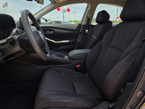 Certified 2025 Honda Accord LX image 12