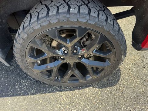 Used 2022 Chevrolet Silverado 1500 Custom image 6