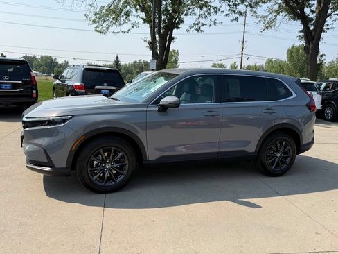 Used 2026 Honda CR-V EX-L image 10