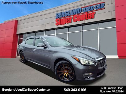 Used 2016 INFINITI Q70 L 3.7 w/ Deluxe Touring Package