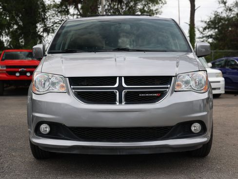 Used 2018 Dodge Grand Caravan SXT FWD image 19