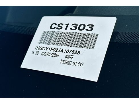 Used 2018 Honda Accord Touring image 16