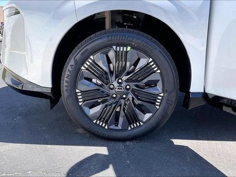 New 2026 Nissan Murano Platinum w/ Cargo Package AWD/4WD image 9