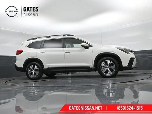 Used 2025 Subaru Ascent Premium AWD/4WD image 39