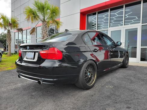 Used 2011 BMW 335i Sedan RWD image 4