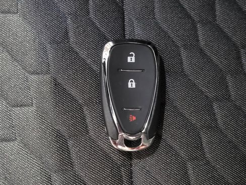 Used 2020 Chevrolet Equinox LT w/ LPO, Floor Liner Package image 32