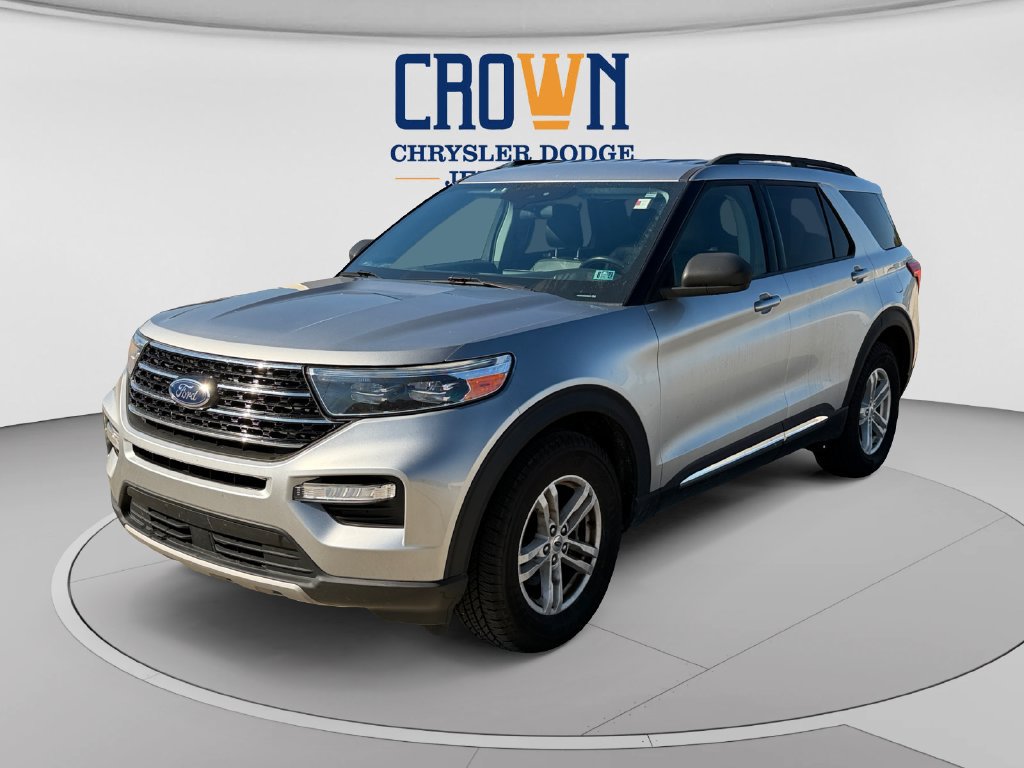 Used 2021 Ford Explorer XLT w/ Equipment Group 202A AWD/4WD image 7