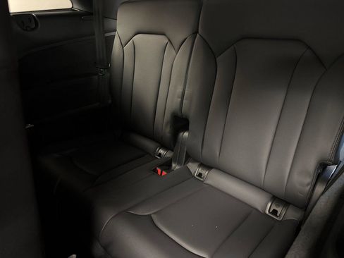 New 2026 Audi Q7 3.0T Premium Plus image 14