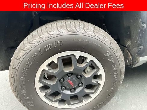 Used 2024 Toyota Tacoma TRD Off-Road w/ TRD Off Road Upgrade Package AWD/4WD image 2