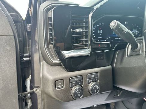 Used 2023 Chevrolet Silverado 1500 LT w/ Protection Package AWD/4WD image 21