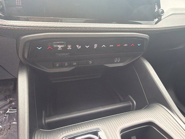 Used 2026 Jeep Cherokee Limited AWD/4WD image 28