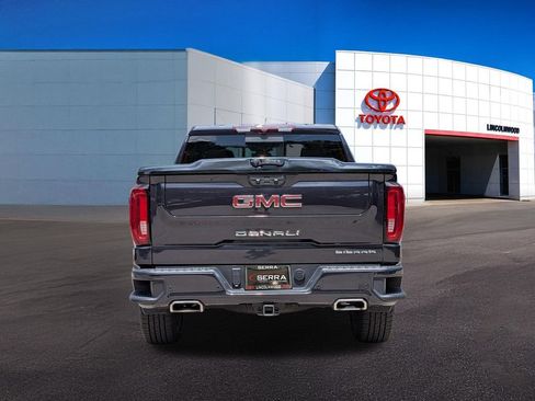Used 2022 GMC Sierra 1500 Denali AWD/4WD image 11