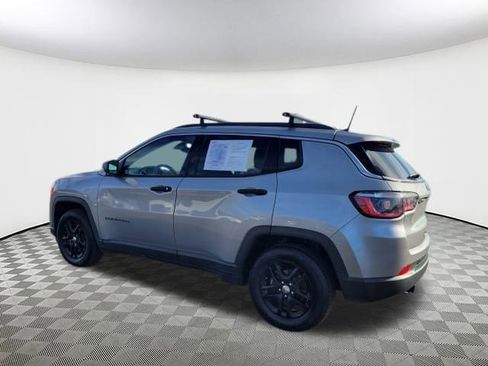 Used 2021 Jeep Compass Sport image 5