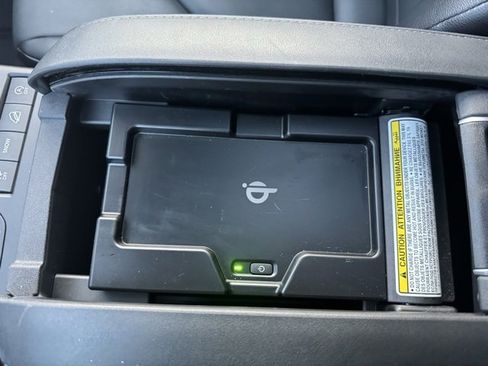 Certified 2021 Toyota Highlander XLE image 23