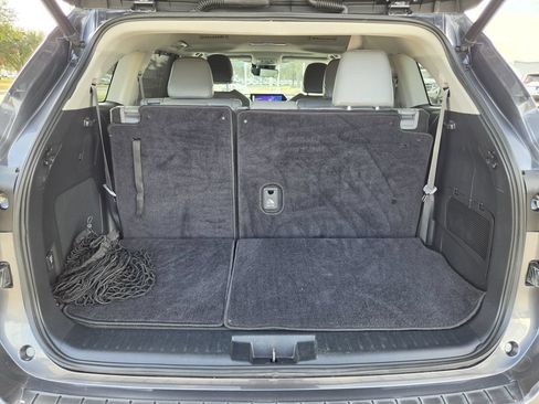 Used 2023 Toyota Highlander Limited AWD/4WD image 31