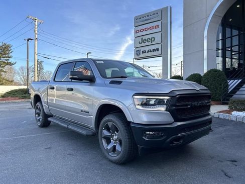 Used 2024 RAM 1500 Big Horn AWD/4WD image 3