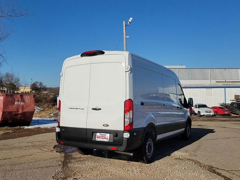 New 2026 Ford Transit 250 148 Medium Roof w/ Load Area Protection Package RWD image 5
