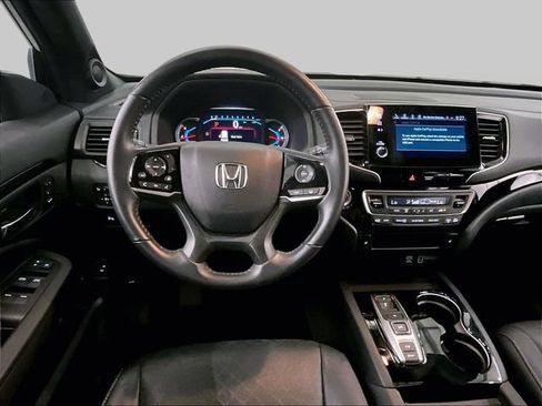 Used 2021 Honda Passport Touring image 5