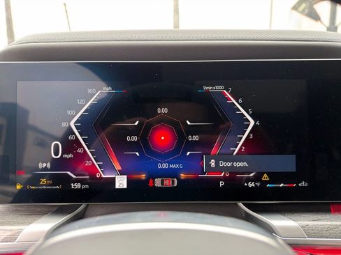 Used 2023 BMW 760i xDrive w/ Executive Package image 27