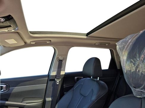 New 2026 Kia Sorento S w/ S Panoramic Sunroof Package FWD image 19