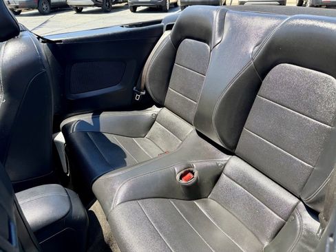 Used 2018 Ford Mustang Premium RWD image 11