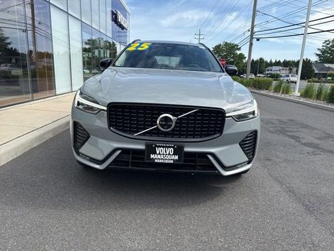 Used 2025 Volvo XC60 B5 Plus AWD/4WD image 7
