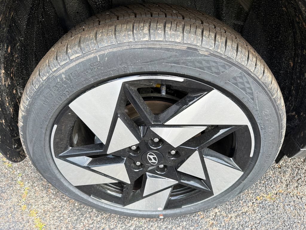New 2026 Hyundai Kona Limited FWD image 17