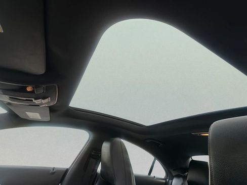 Used 2014 Mercedes-Benz CLA 250 4MATIC image 21