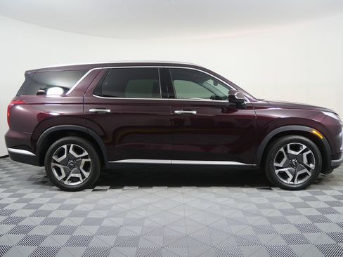 Used 2024 Hyundai Palisade SEL image 2