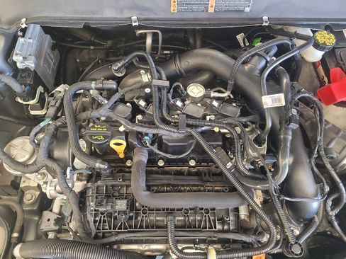 Used 2020 Ford Fusion SE image 30