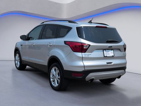Used 2019 Ford Escape SEL FWD image 9
