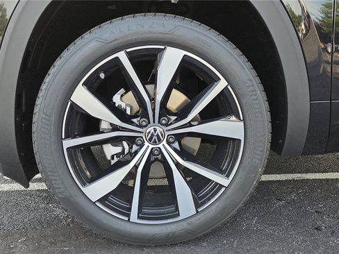 New 2026 Volkswagen Atlas SEL Premium R-Line AWD/4WD image 10