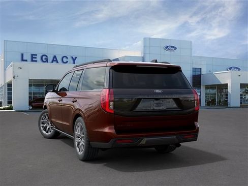 New 2027 Ford Expedition Platinum w/ Stealth Appearance Package AWD/4WD image 8