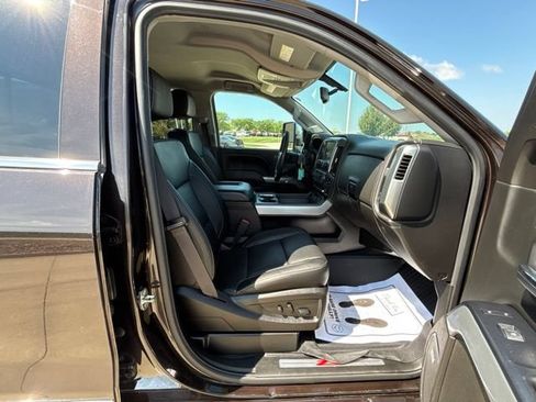 Used 2019 Chevrolet Silverado 2500 LTZ w/ Vortec Plus Package AWD/4WD image 31