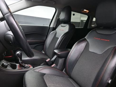 Used 2020 Jeep Compass Trailhawk image 9