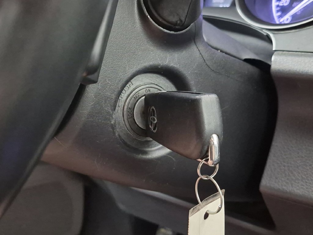 Used 2024 Toyota Camry SE FWD image 27