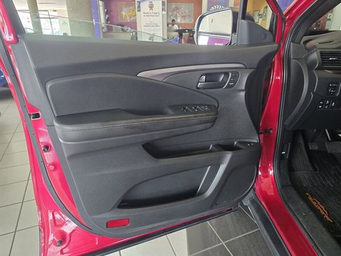 Used 2022 Honda Passport TrailSport image 8