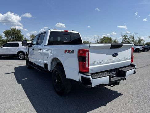 Used 2024 Ford F250 XL w/ STX Appearance Package AWD/4WD image 4