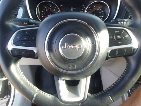 Used 2018 Jeep Compass Latitude w/ Popular Equipment Group image 20