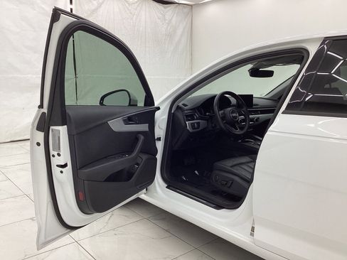 Used 2017 Audi A4 2.0T Premium image 16