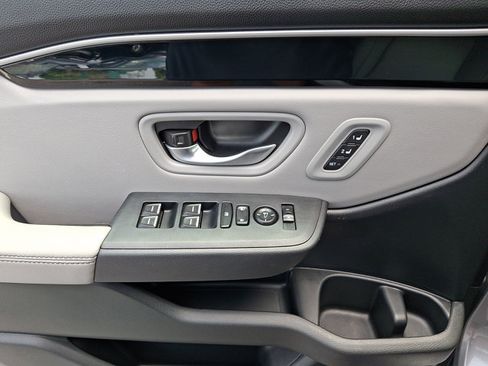 Certified 2025 Honda Pilot EX-L image 15
